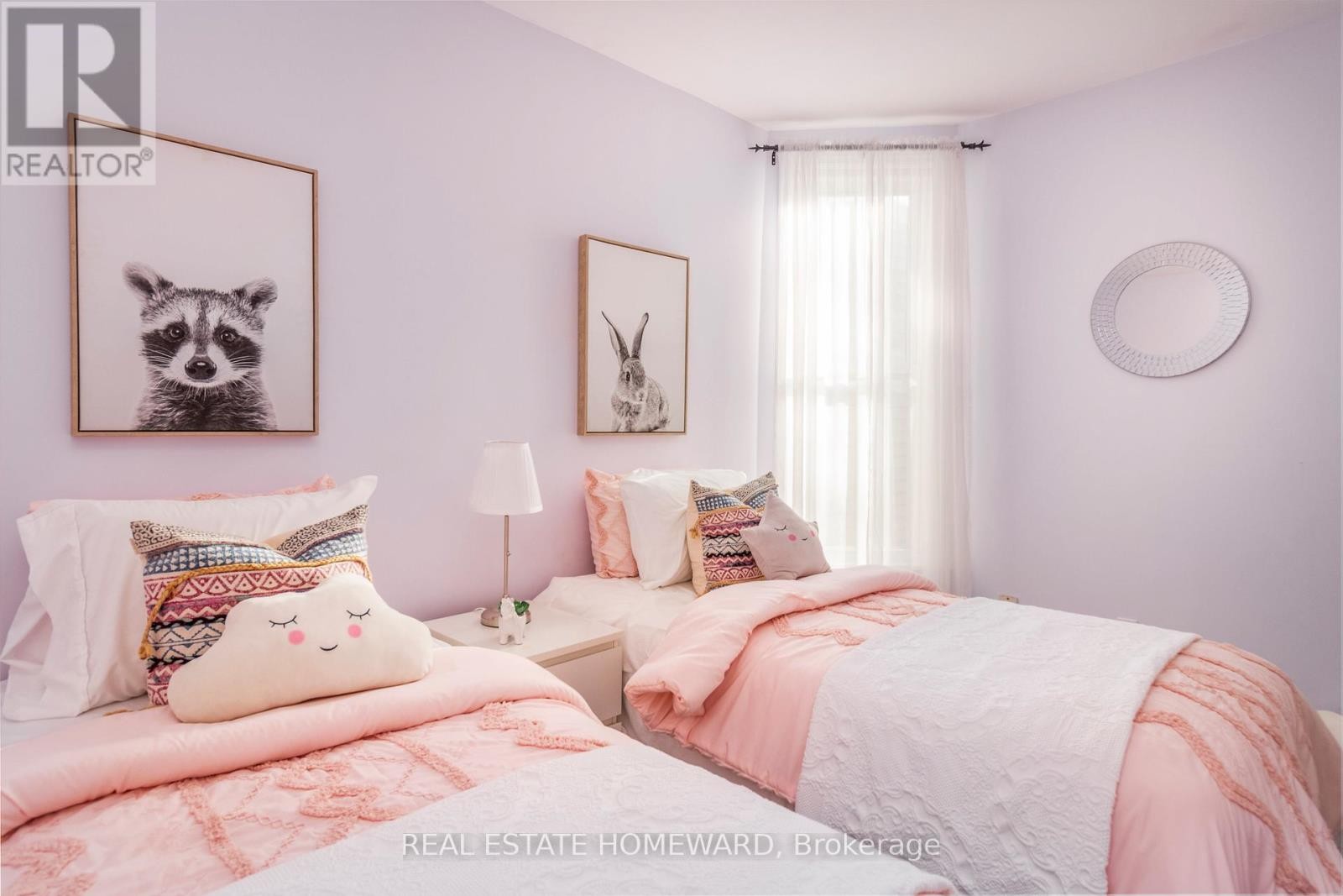 












487 DAVISVILLE AVENUE

,
Toronto (Mount Pleasant East),




Ontario
M4S1J2

