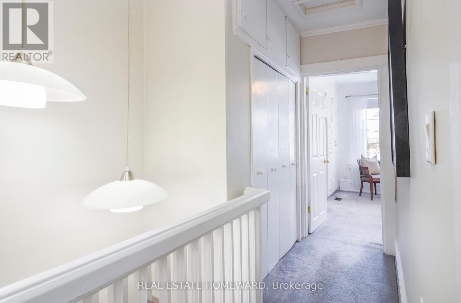 












487 DAVISVILLE AVENUE

,
Toronto (Mount Pleasant East),




Ontario
M4S1J2

