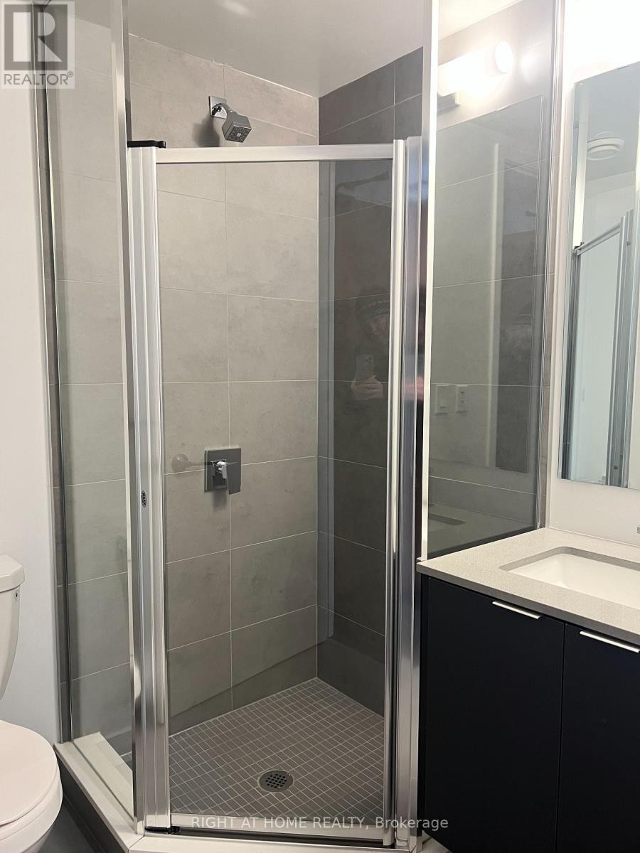 












708 - 8 TIPPETT ROAD S

,
Toronto (Clanton Park),




Ontario
M3H0E7

