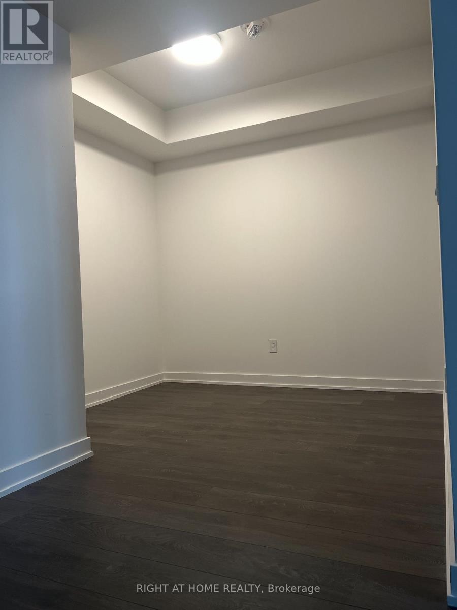 












708 - 8 TIPPETT ROAD S

,
Toronto (Clanton Park),




Ontario
M3H0E7

