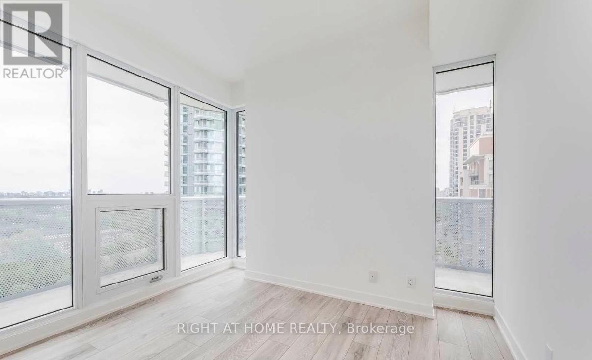 












1811 - 15 HOLMES AVENUE

,
Toronto (Willowdale East),




Ontario
M2N4L8

