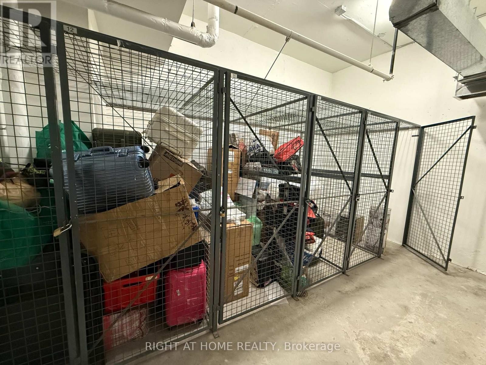 












1811 - 15 HOLMES AVENUE

,
Toronto (Willowdale East),




Ontario
M2N4L8

