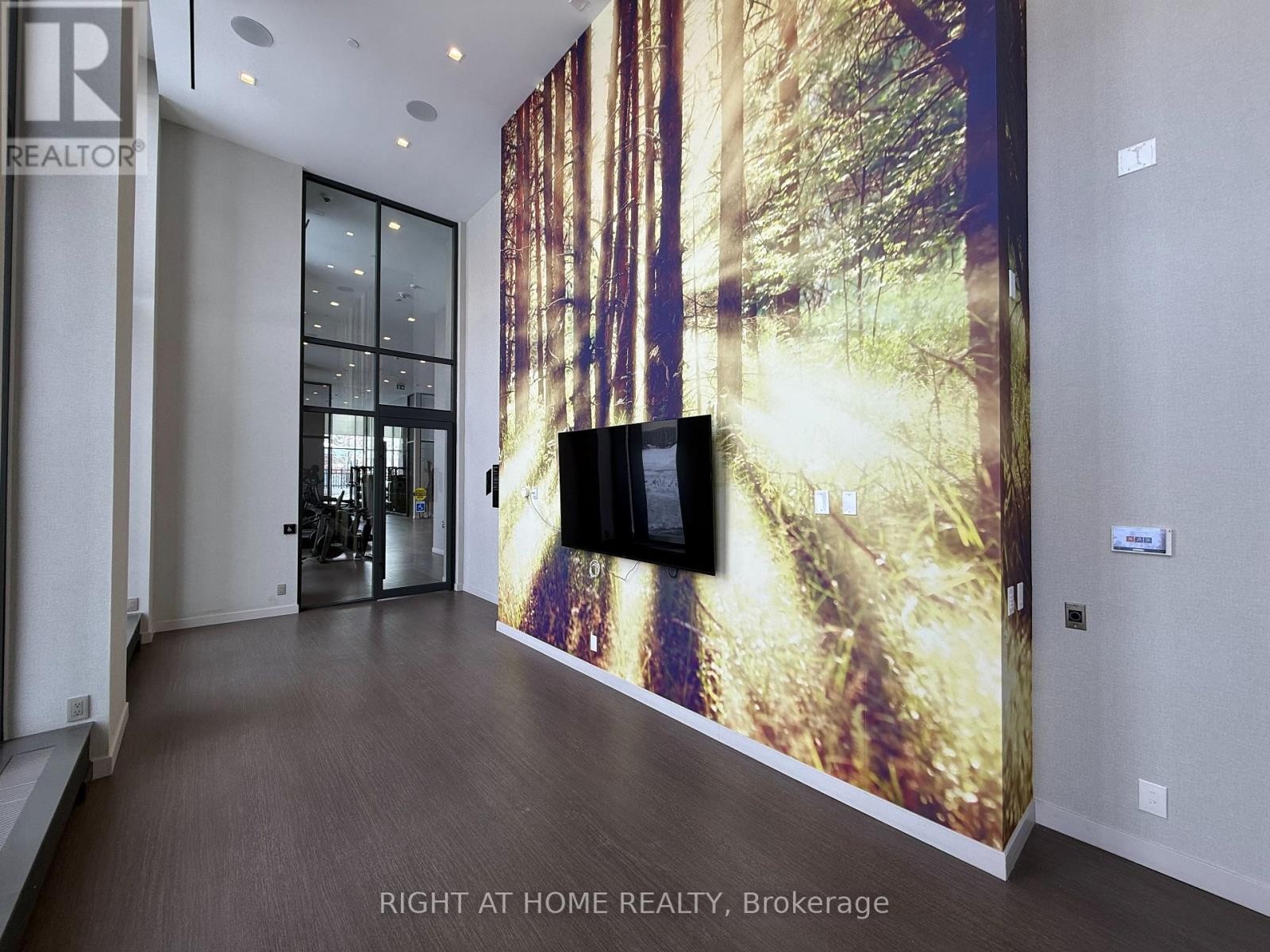 












1811 - 15 HOLMES AVENUE

,
Toronto (Willowdale East),




Ontario
M2N4L8

