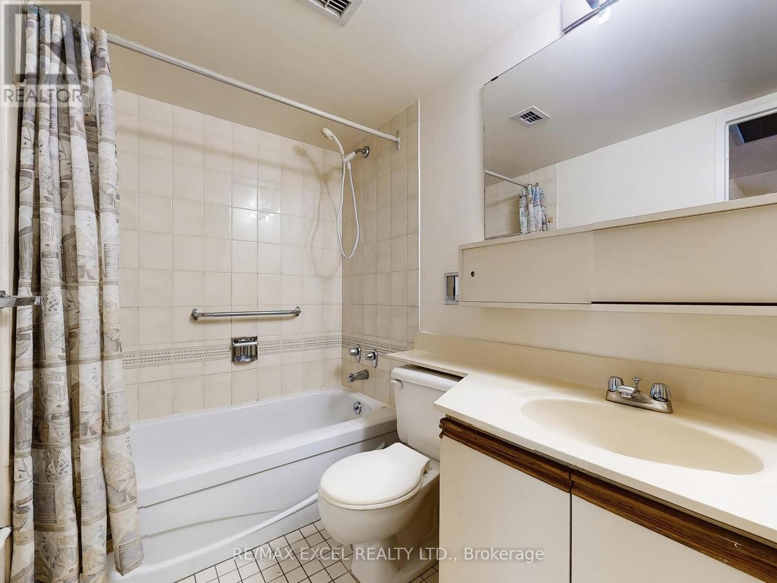 












406 - 188 SPADINA AVENUE

,
Toronto (Kensington-Chinatown),




Ontario
M5T3A4

