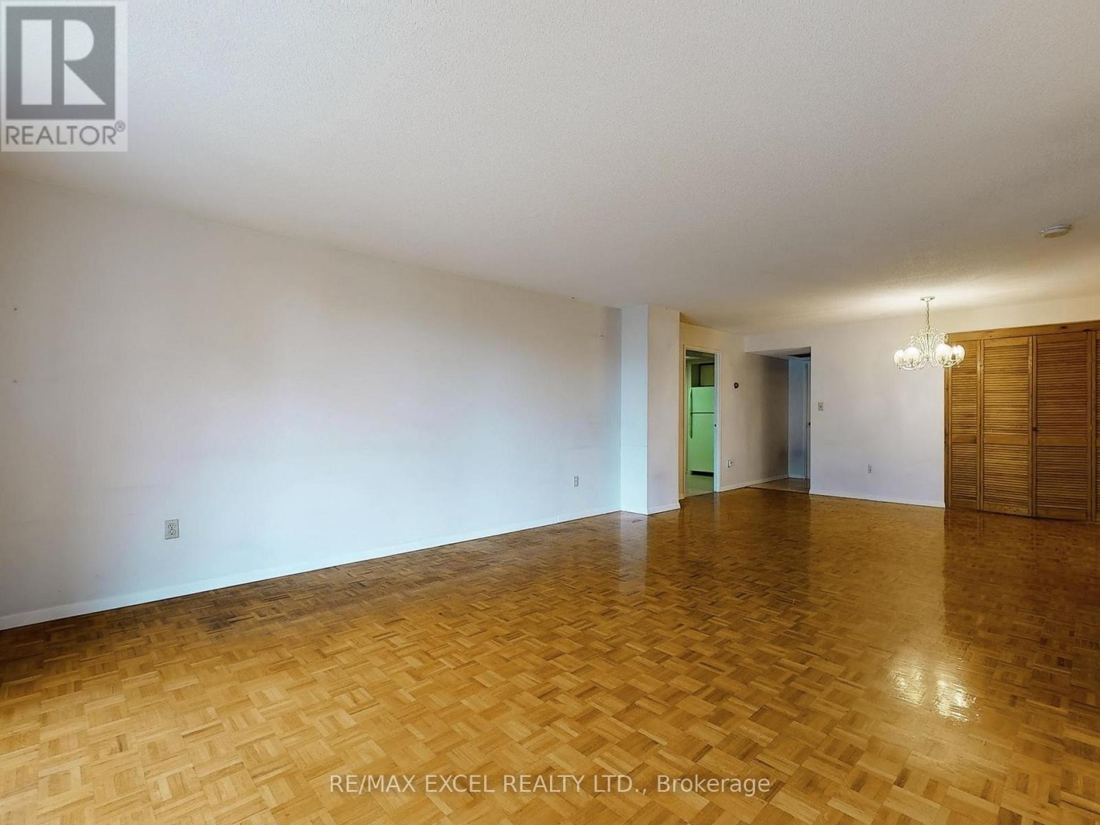 












406 - 188 SPADINA AVENUE

,
Toronto (Kensington-Chinatown),




Ontario
M5T3A4

