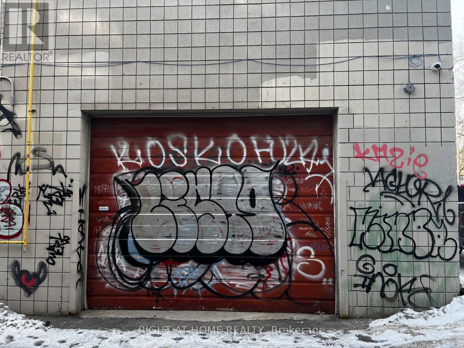 












288 COLLEGE STREET

,
Toronto (University),




Ontario
M5T1R9

