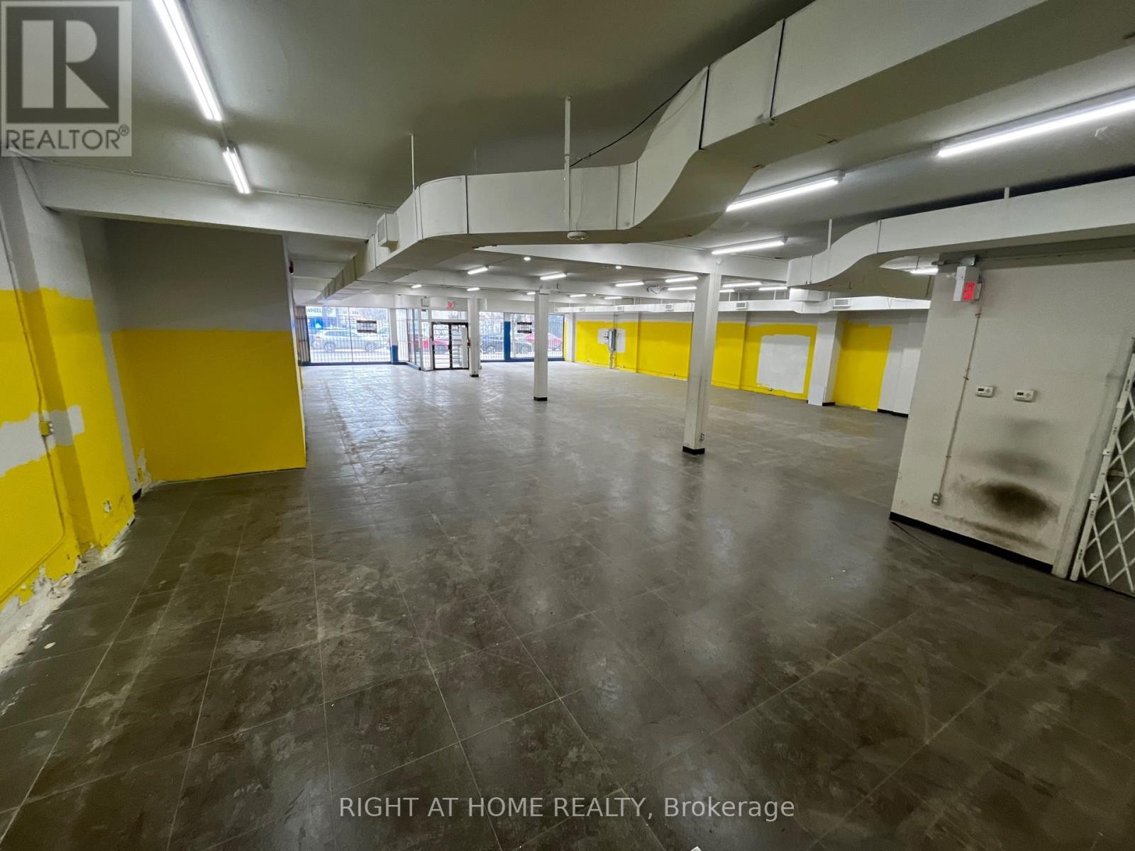 












288 COLLEGE STREET

,
Toronto (University),




Ontario
M5T1R9

