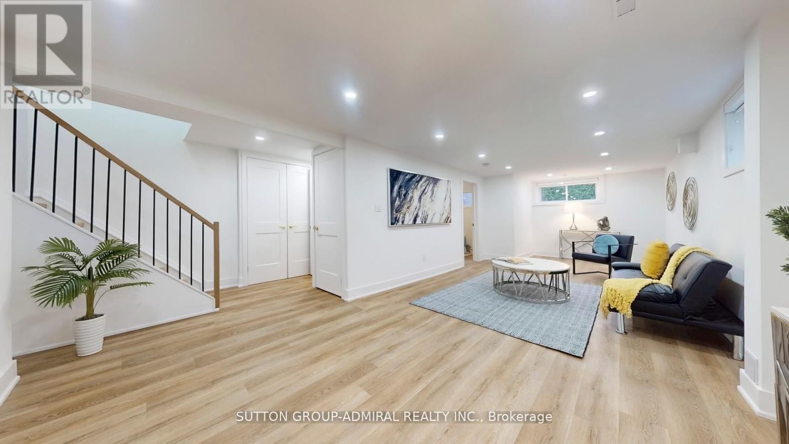 












105 BALTRAY CRESCENT

,
Toronto (Parkwoods-Donalda),




Ontario
M3A2H5

