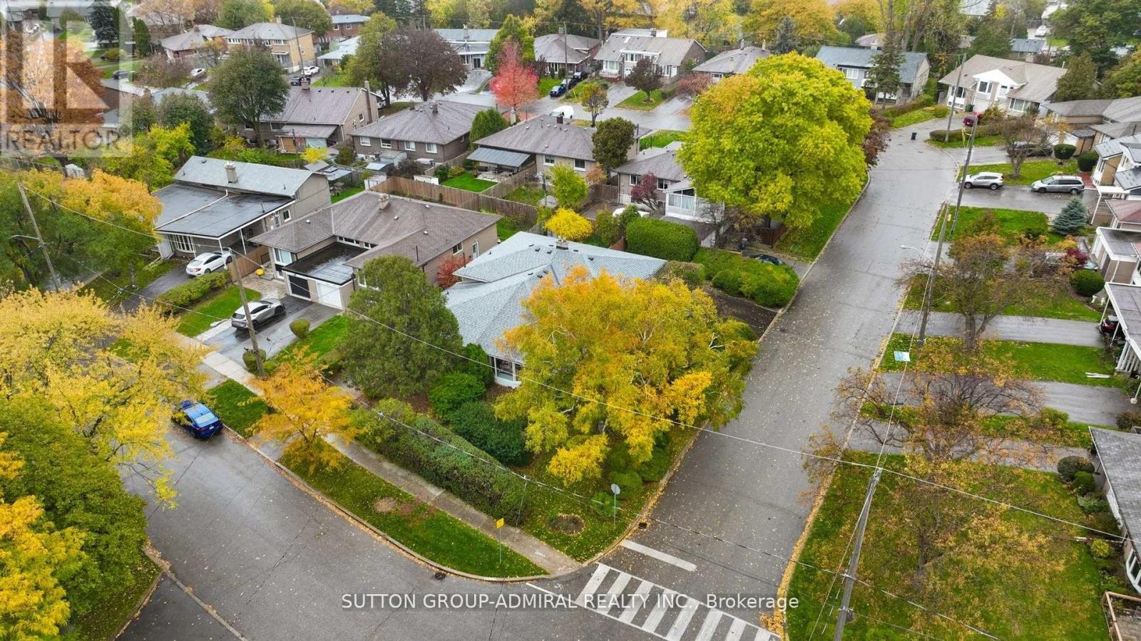 












105 BALTRAY CRESCENT

,
Toronto (Parkwoods-Donalda),




Ontario
M3A2H5

