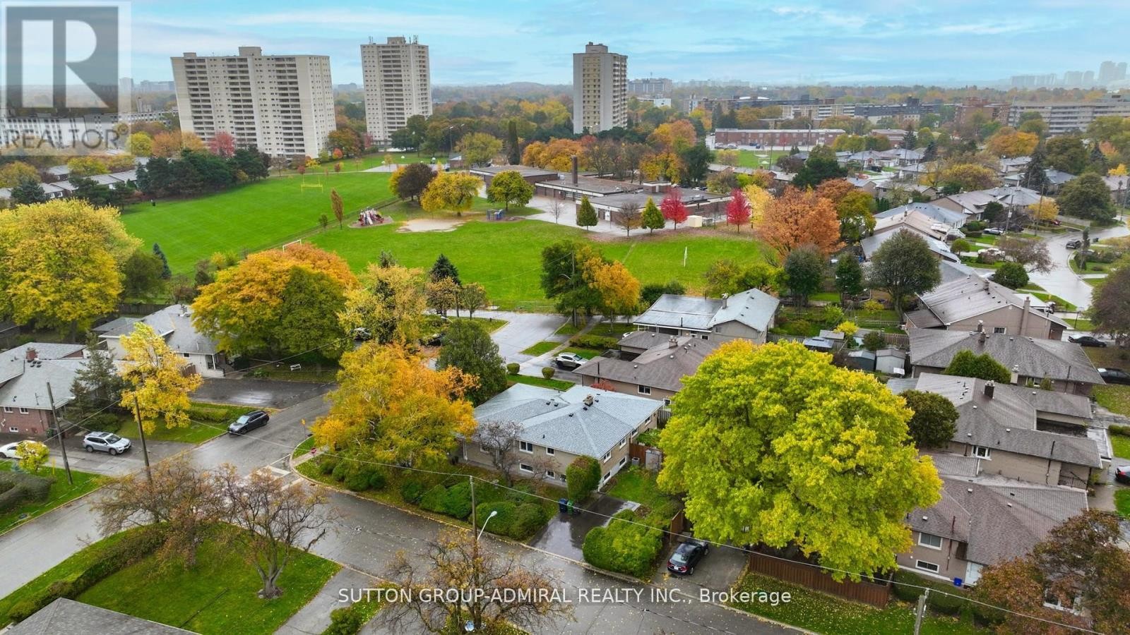 












105 BALTRAY CRESCENT

,
Toronto (Parkwoods-Donalda),




Ontario
M3A2H5

