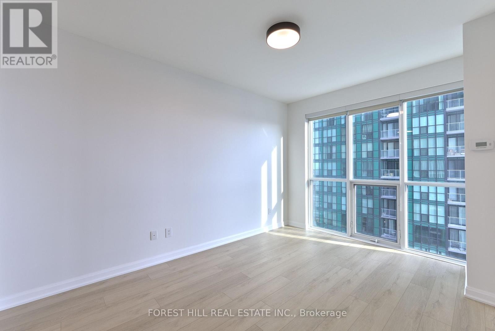 












2502 - 11 BOGERT AVENUE

,
Toronto (Lansing-Westgate),




Ontario
M2N0H4

