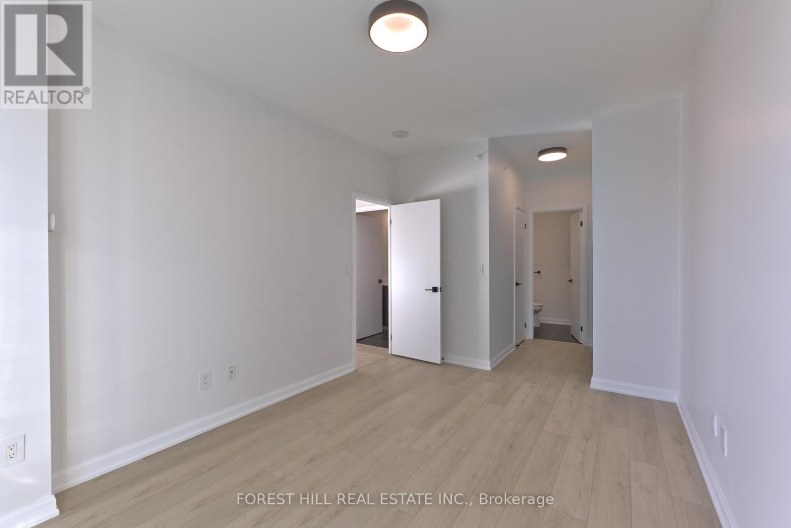 












2502 - 11 BOGERT AVENUE

,
Toronto (Lansing-Westgate),




Ontario
M2N0H4

