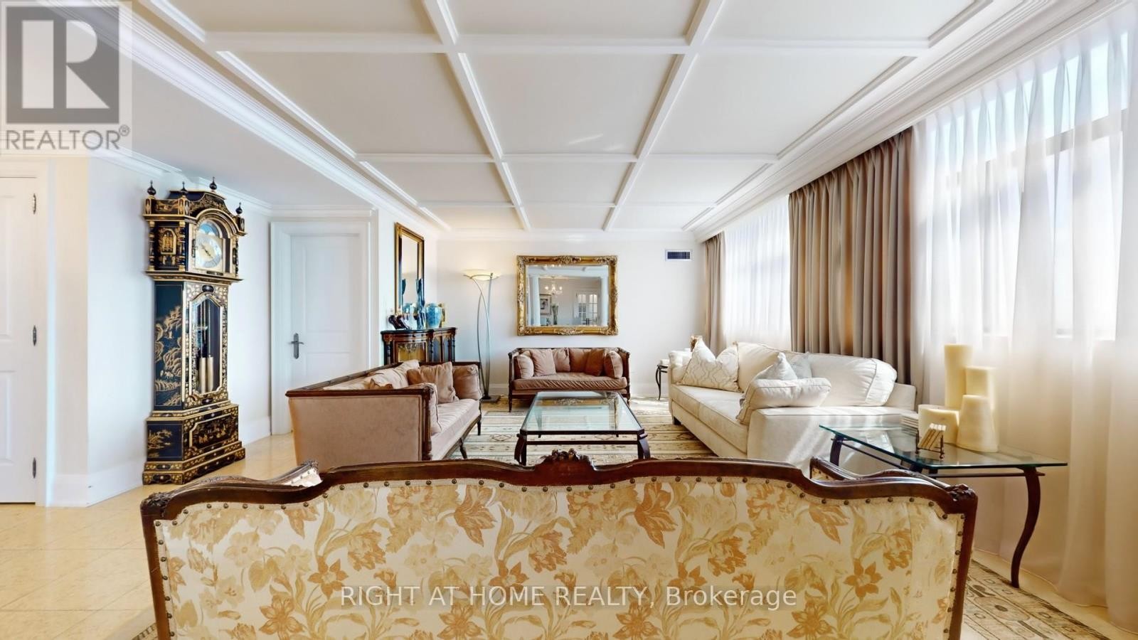 












2805 - 100 ANTIBES DRIVE

,
Toronto (Westminster-Branson),




Ontario
M2R3N1

