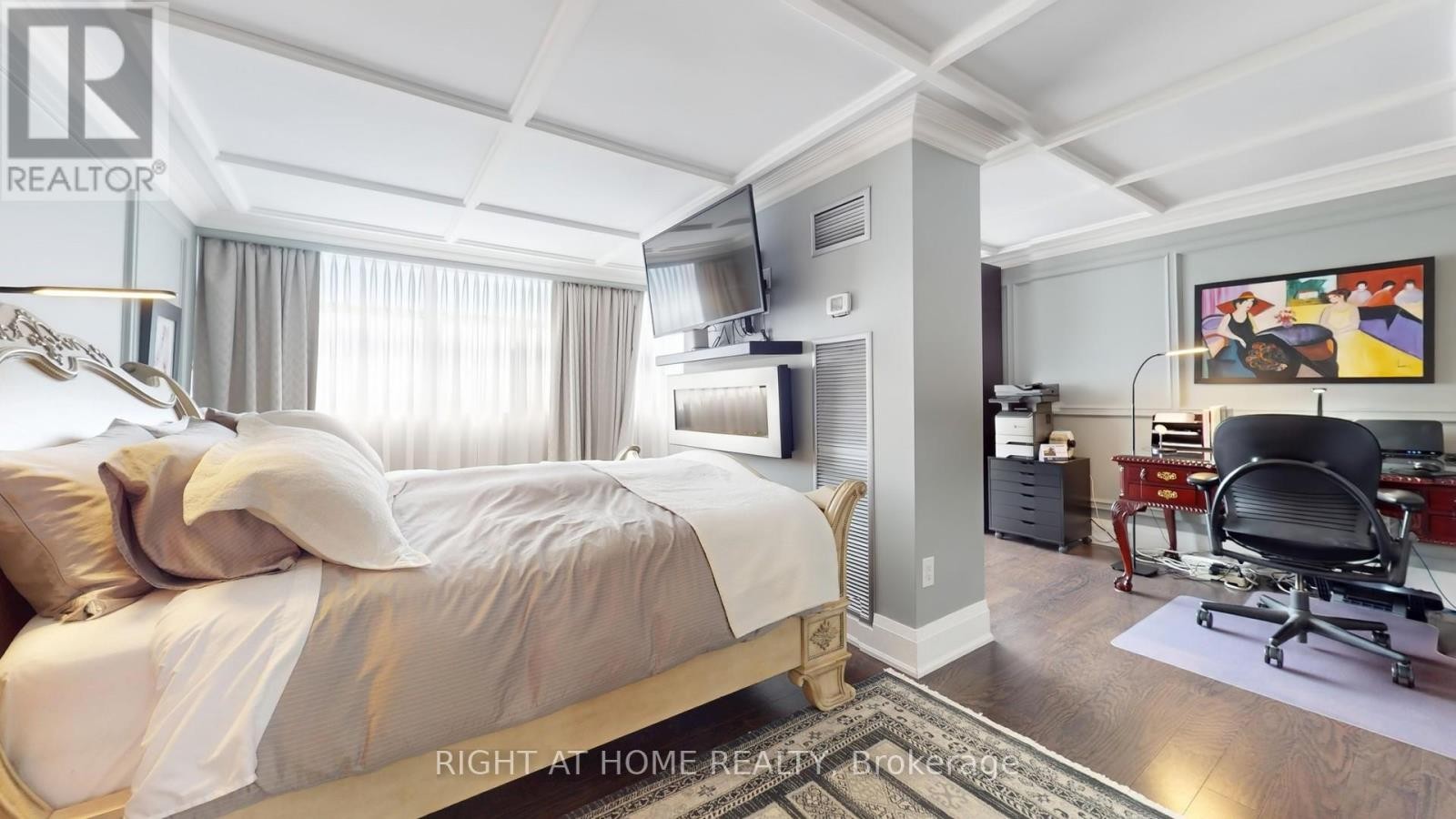 












2805 - 100 ANTIBES DRIVE

,
Toronto (Westminster-Branson),




Ontario
M2R3N1

