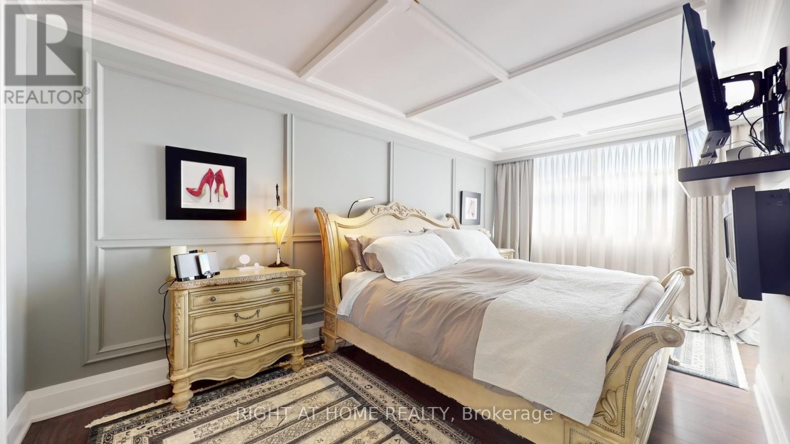 












2805 - 100 ANTIBES DRIVE

,
Toronto (Westminster-Branson),




Ontario
M2R3N1

