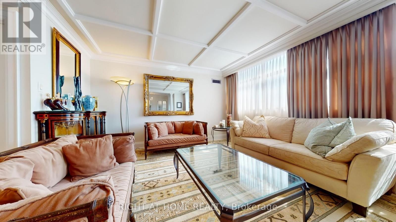 












2805 - 100 ANTIBES DRIVE

,
Toronto (Westminster-Branson),




Ontario
M2R3N1

