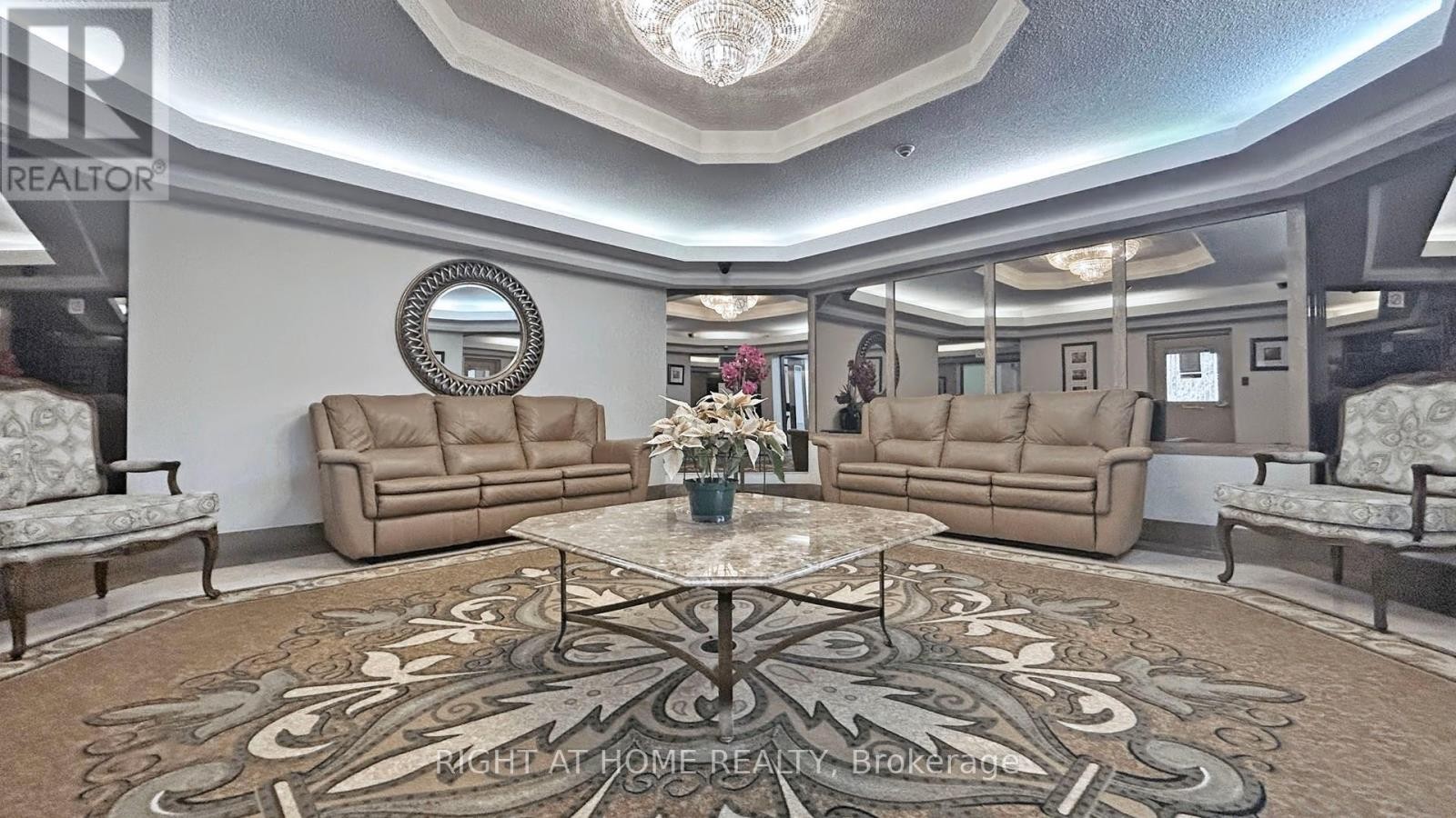 












2805 - 100 ANTIBES DRIVE

,
Toronto (Westminster-Branson),




Ontario
M2R3N1

