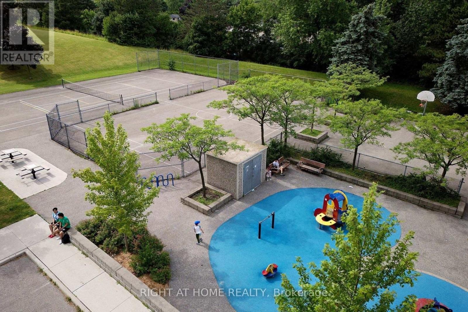 












2805 - 100 ANTIBES DRIVE

,
Toronto (Westminster-Branson),




Ontario
M2R3N1

