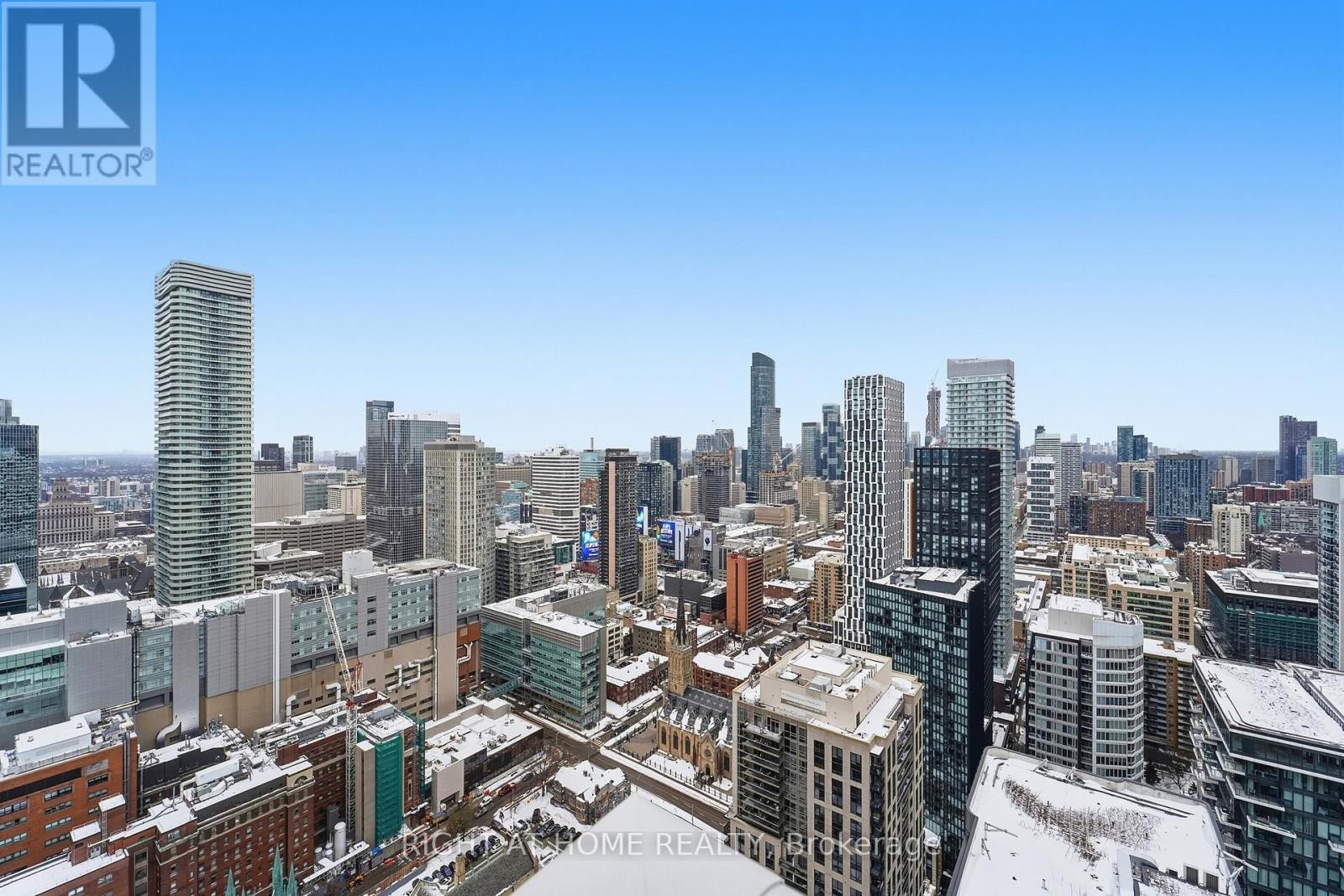 












4711 - 88 QUEEN STREET E

,
Toronto (Church-Yonge Corridor),




Ontario
M5C0B6

