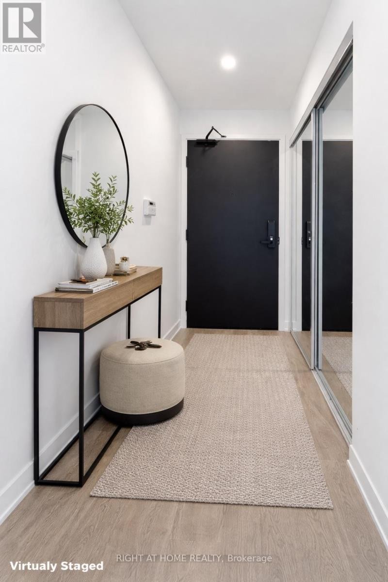 












4711 - 88 QUEEN STREET E

,
Toronto (Church-Yonge Corridor),




Ontario
M5C0B6

