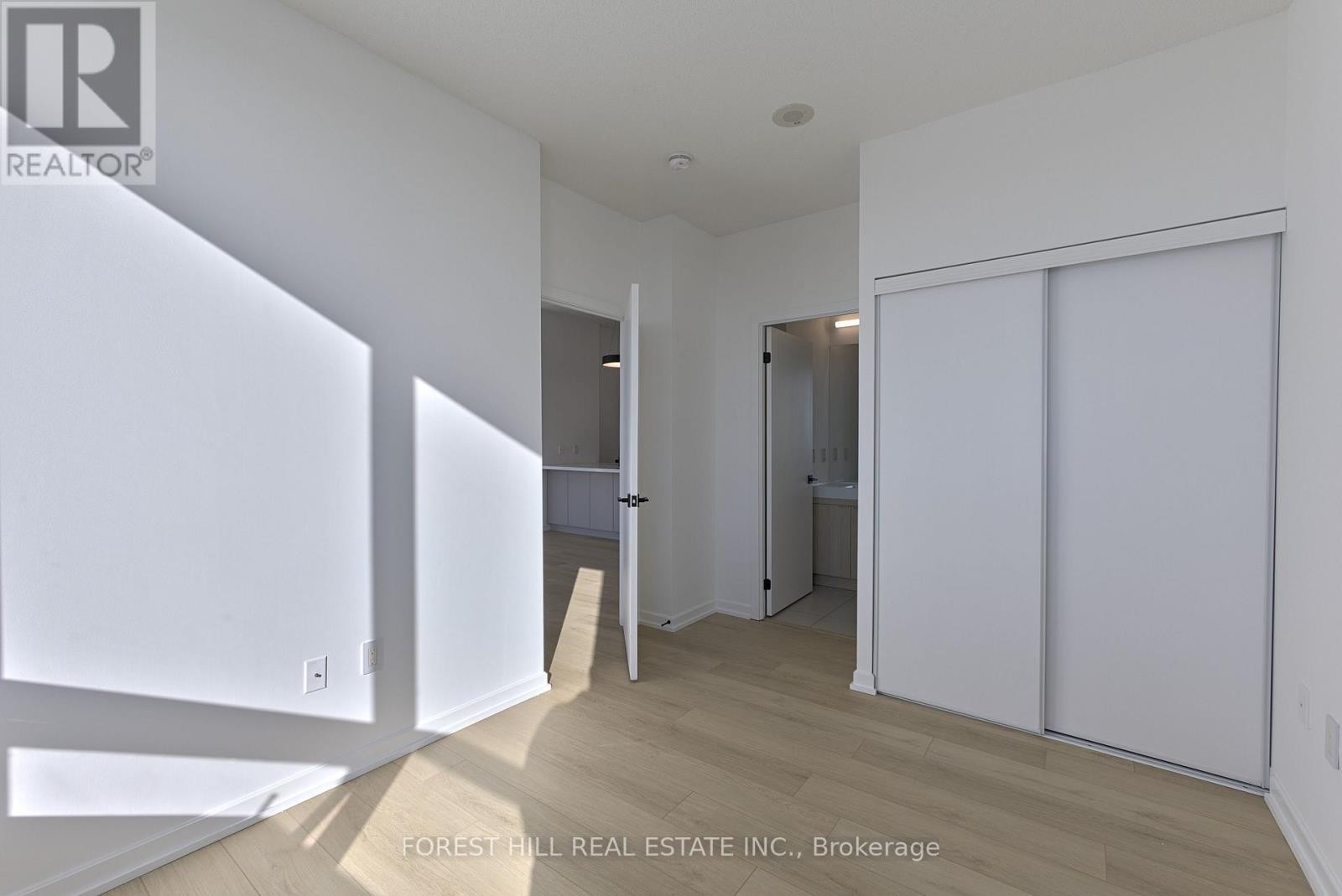 












3506 - 70 FOREST MANOR ROAD

,
Toronto (Henry Farm),




Ontario
M2J0A9

