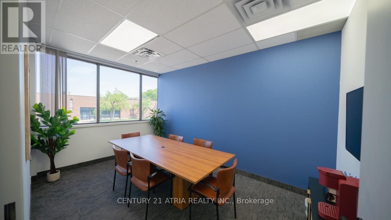 












204 - 716 GORDON BAKER ROAD

,
Toronto (Hillcrest Village),




Ontario
M2H3B4

