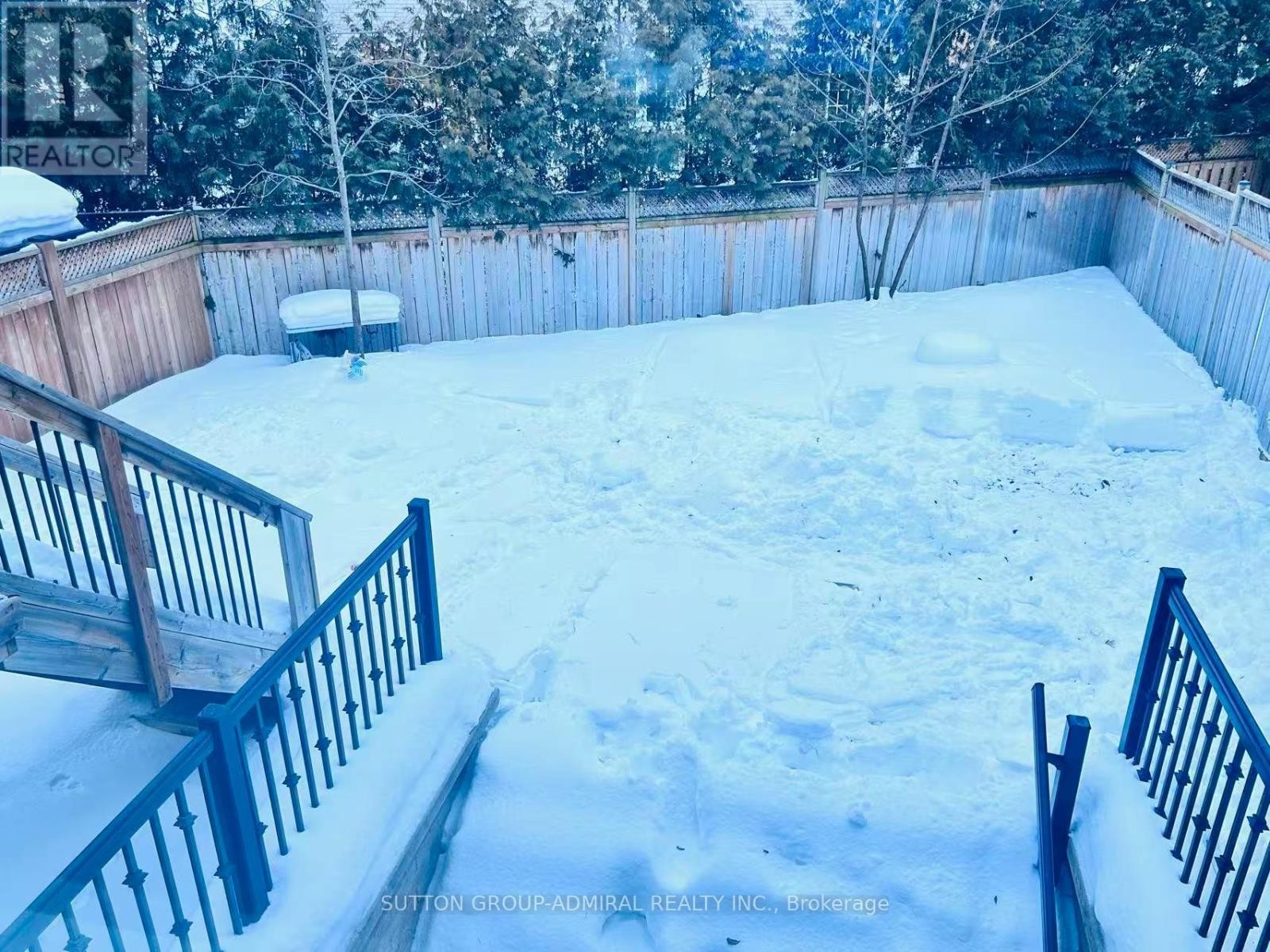 












305 FINCH AVENUE E

,
Toronto (Willowdale East),




Ontario
M2N4S3

