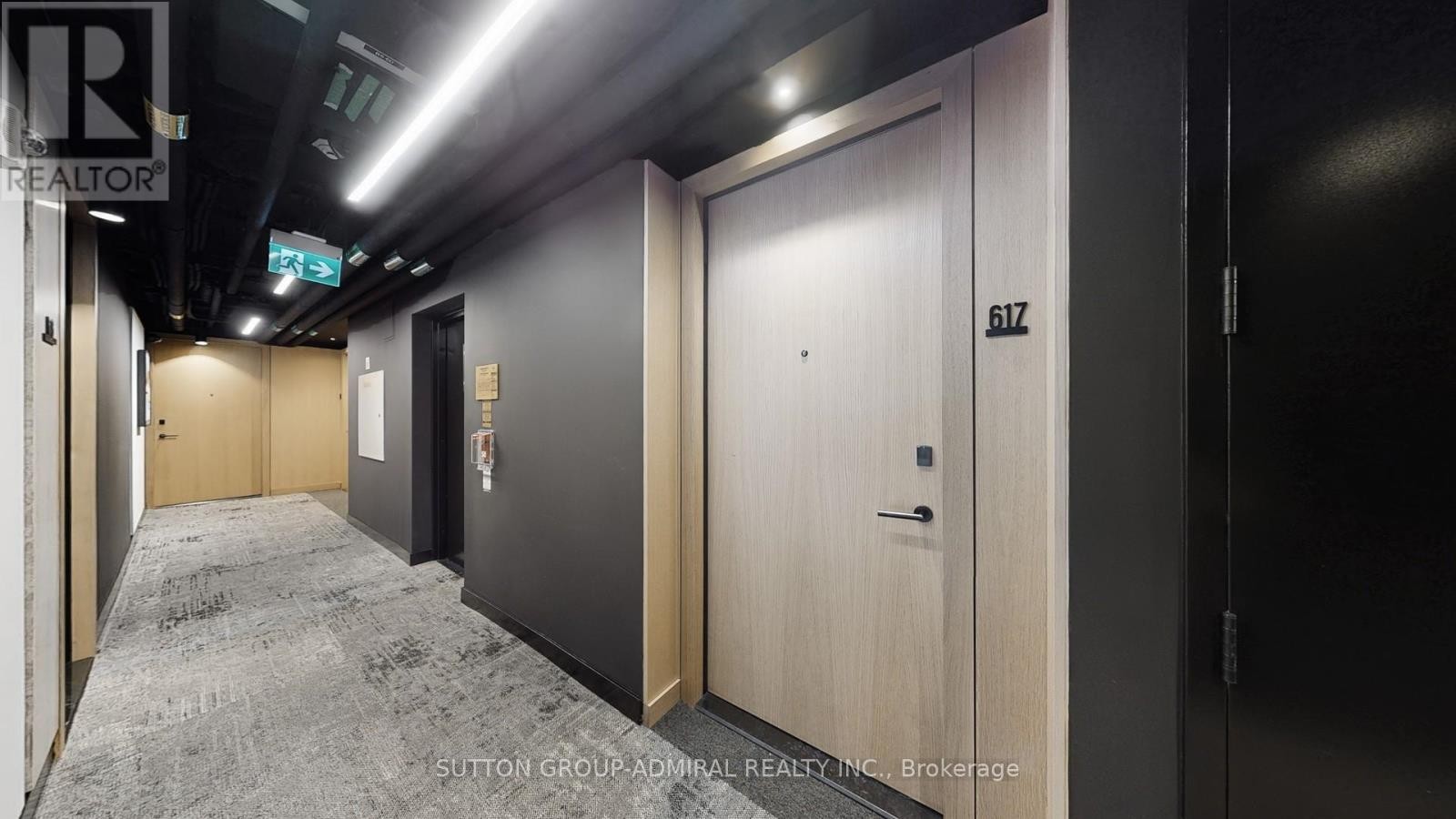 












PH 617 - 899 COLLEGE STREET

,
Toronto (Trinity-Bellwoods),




Ontario
M6H1A1

