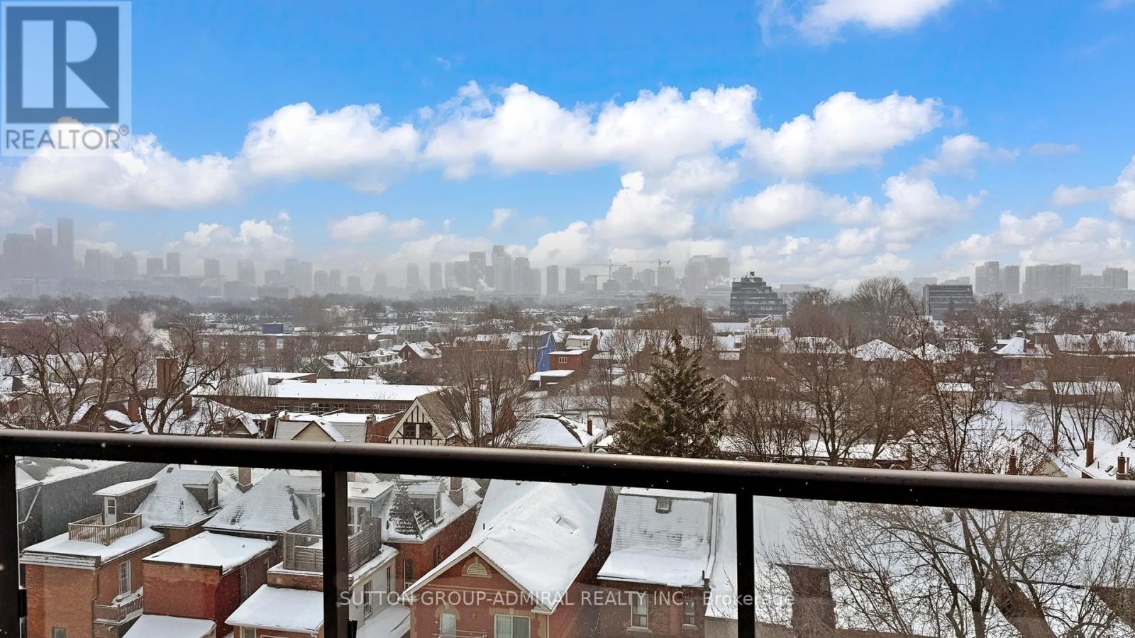 












PH 617 - 899 COLLEGE STREET

,
Toronto (Trinity-Bellwoods),




Ontario
M6H1A1

