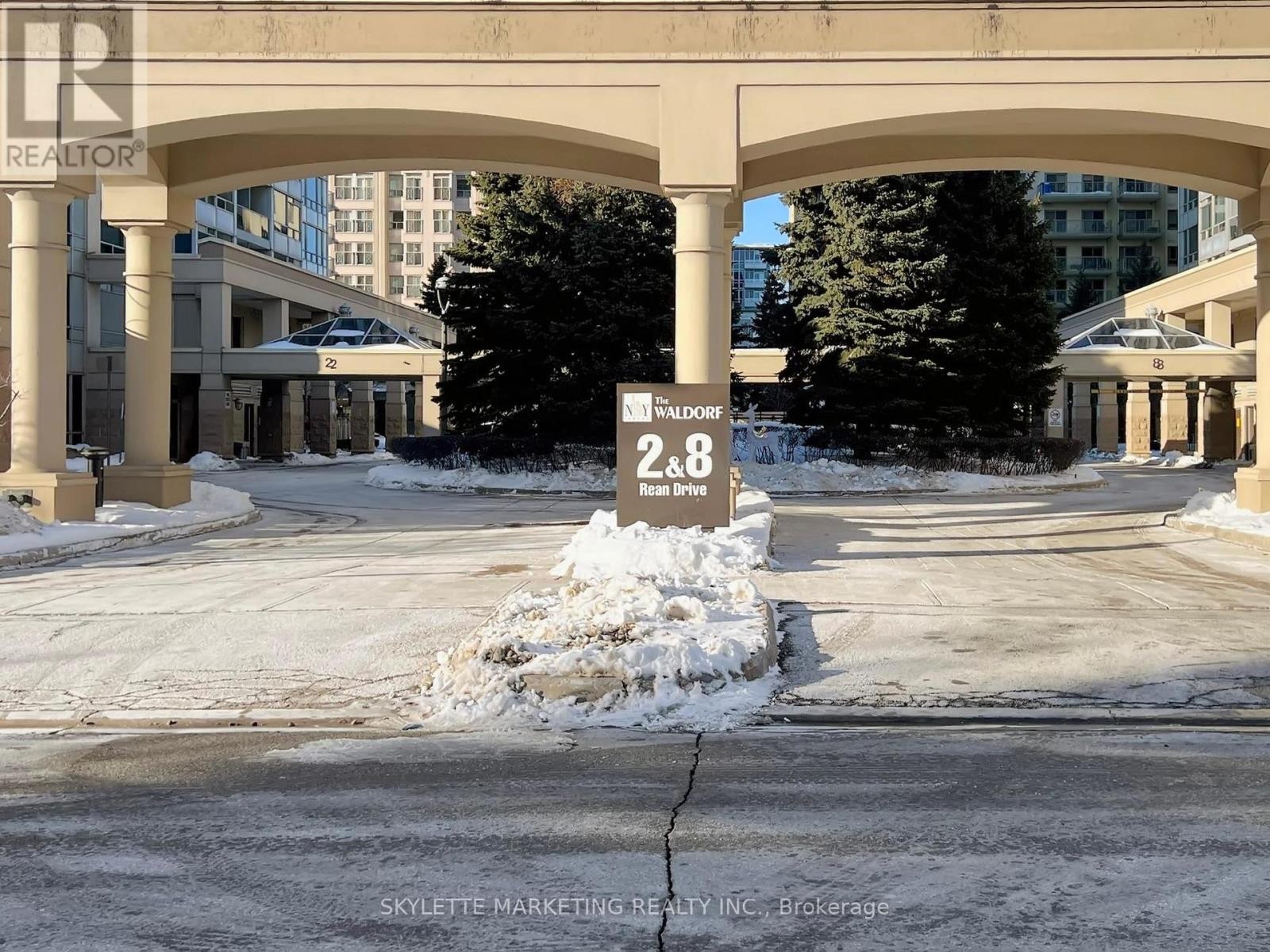 












GV216 - 8 REAN DRIVE

,
Toronto (Bayview Village),




Ontario
M2K3B9

