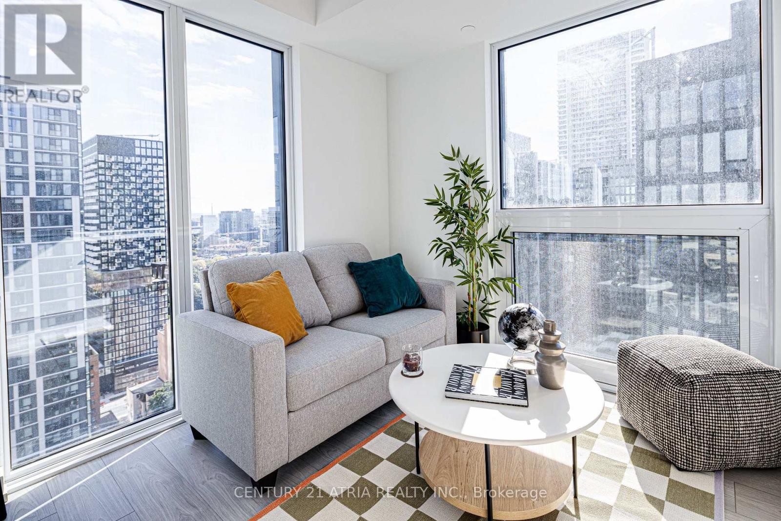 












2803 - 82 DALHOUSIE STREET

,
Toronto (Church-Yonge Corridor),




Ontario
M5B0C5

