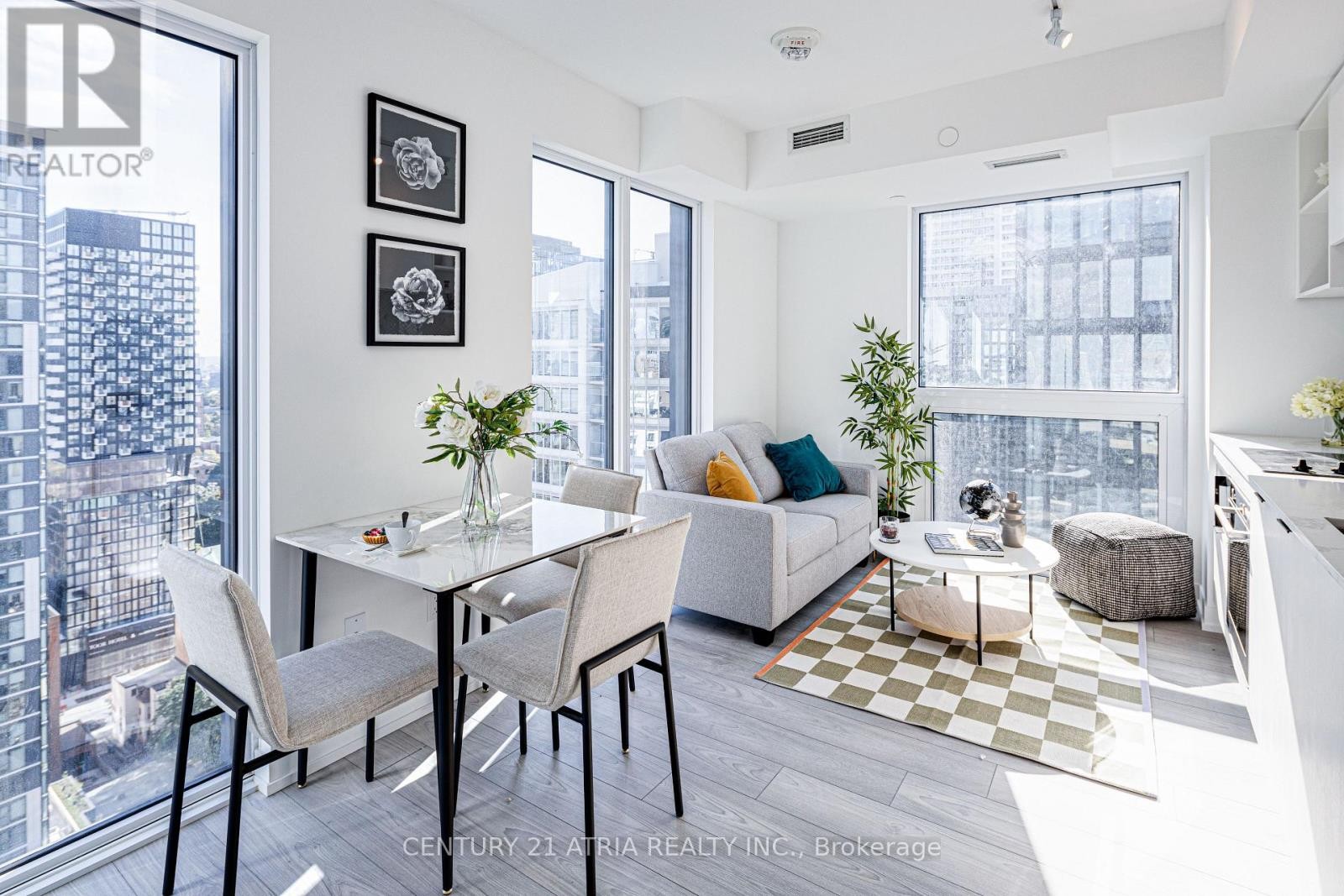 












2803 - 82 DALHOUSIE STREET

,
Toronto (Church-Yonge Corridor),




Ontario
M5B0C5

