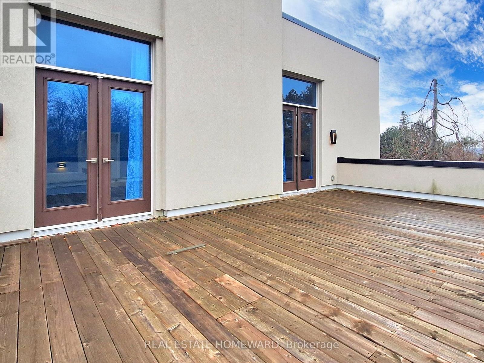 












128 LAURENTIDE DRIVE

,
Toronto (Parkwoods-Donalda),




Ontario
M3A3E5

