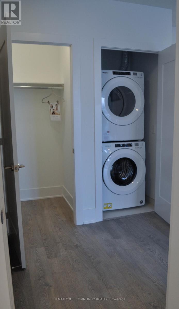 












812 - 118 MERCHANTS' WHARF

,
Toronto (Waterfront Communities),




Ontario
M5A0L3

