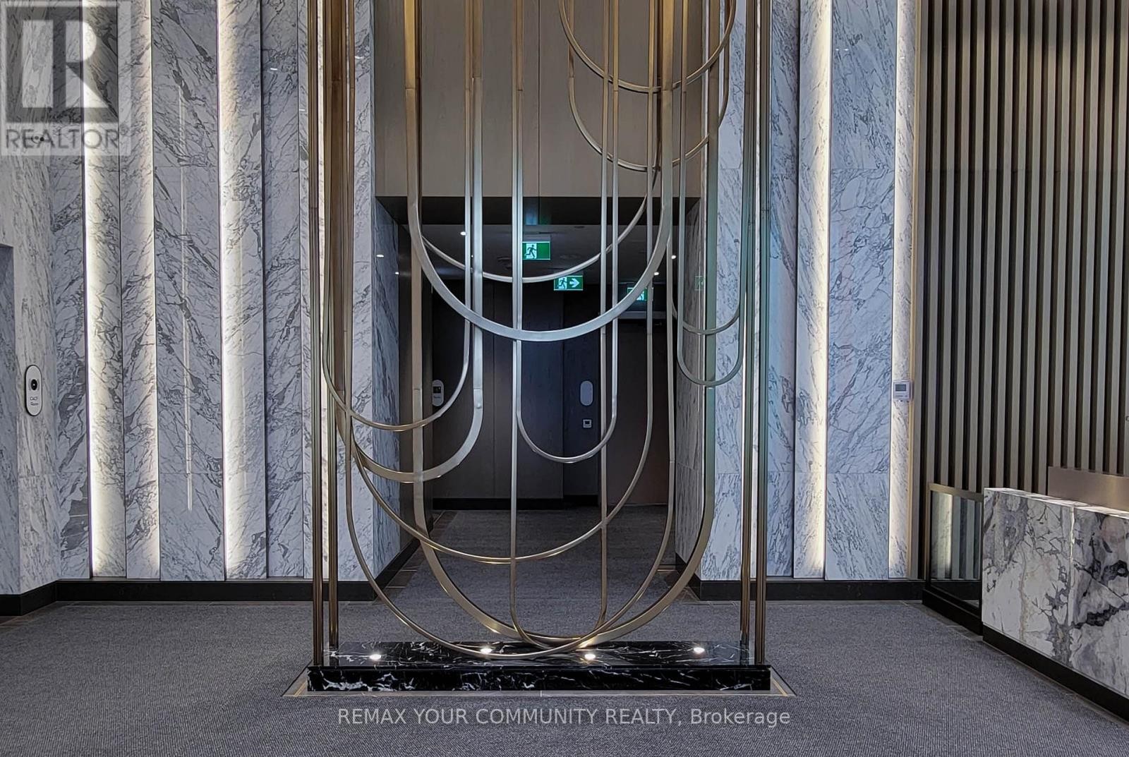 












812 - 118 MERCHANTS' WHARF

,
Toronto (Waterfront Communities),




Ontario
M5A0L3

