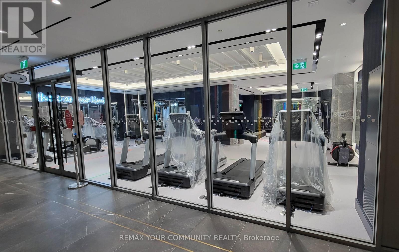 












812 - 118 MERCHANTS' WHARF

,
Toronto (Waterfront Communities),




Ontario
M5A0L3

