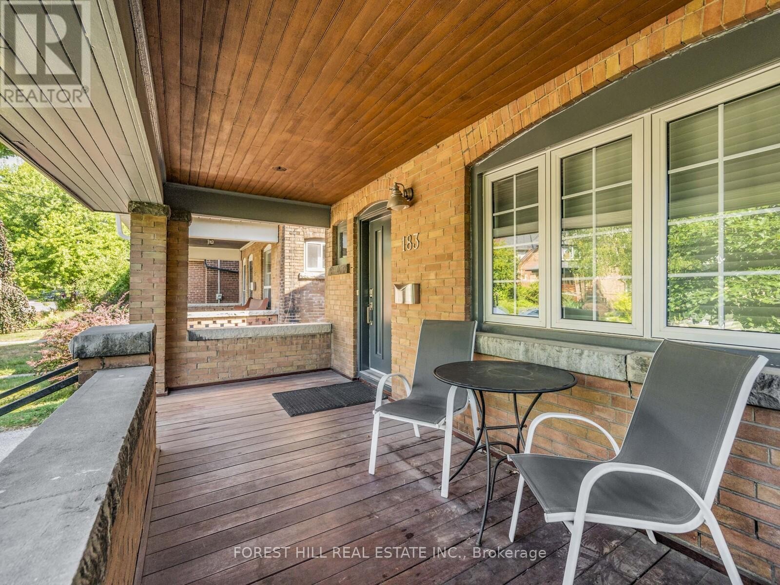 












183 WYCHWOOD AVENUE

,
Toronto (Humewood-Cedarvale),




Ontario
M6C2T4

