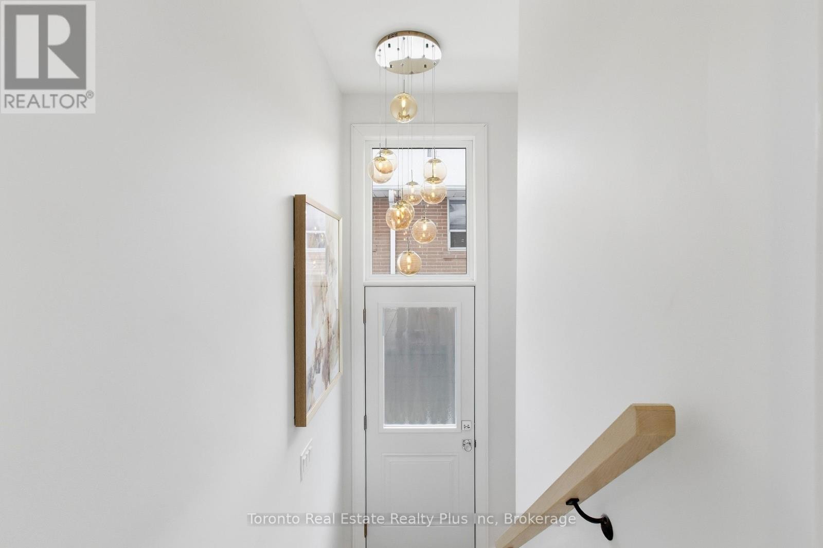 












3 BLITHFIELD AVENUE

,
Toronto (Bayview Village),




Ontario
M2K1X9

