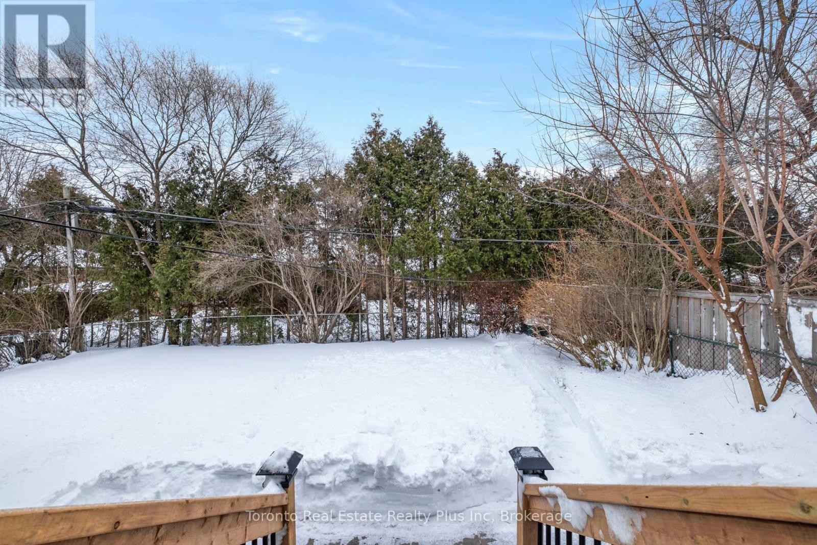 












3 BLITHFIELD AVENUE

,
Toronto (Bayview Village),




Ontario
M2K1X9

