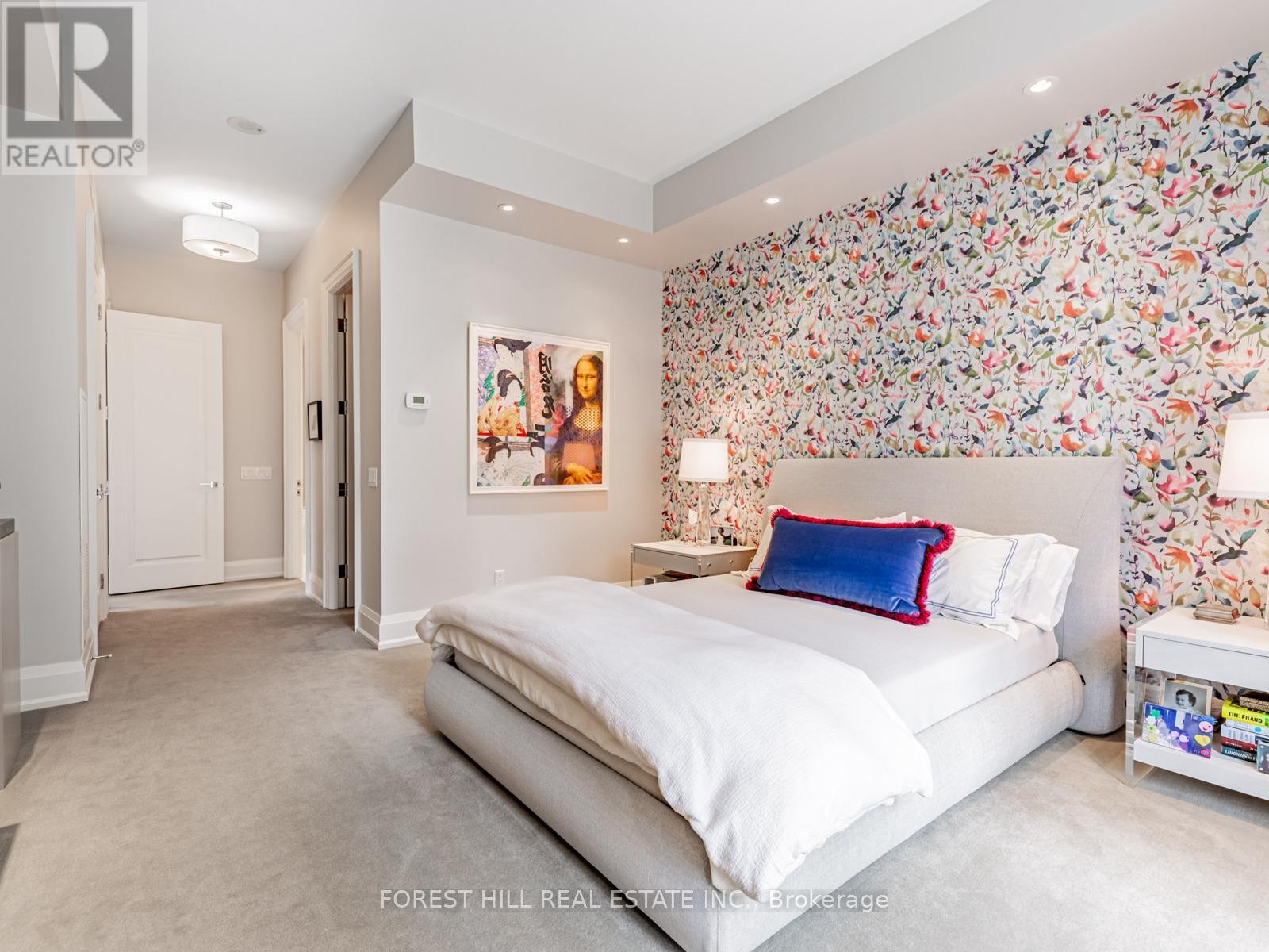 












602 - 88 DAVENPORT ROAD

,
Toronto (Annex),




Ontario
M5R0A5

