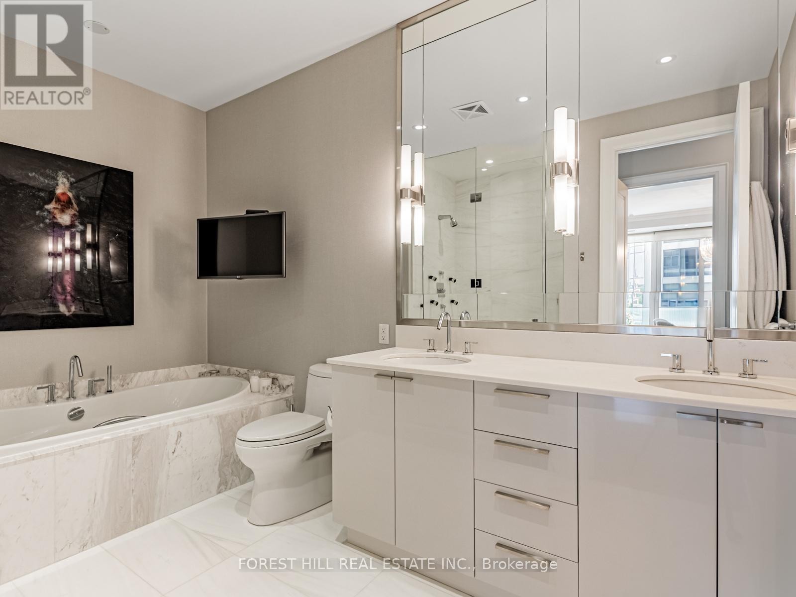 












602 - 88 DAVENPORT ROAD

,
Toronto (Annex),




Ontario
M5R0A5

