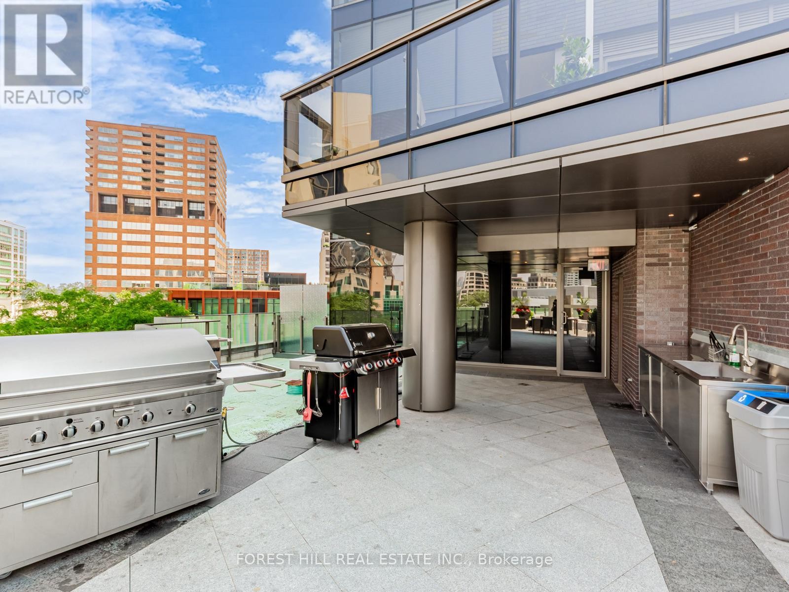 












602 - 88 DAVENPORT ROAD

,
Toronto (Annex),




Ontario
M5R0A5

