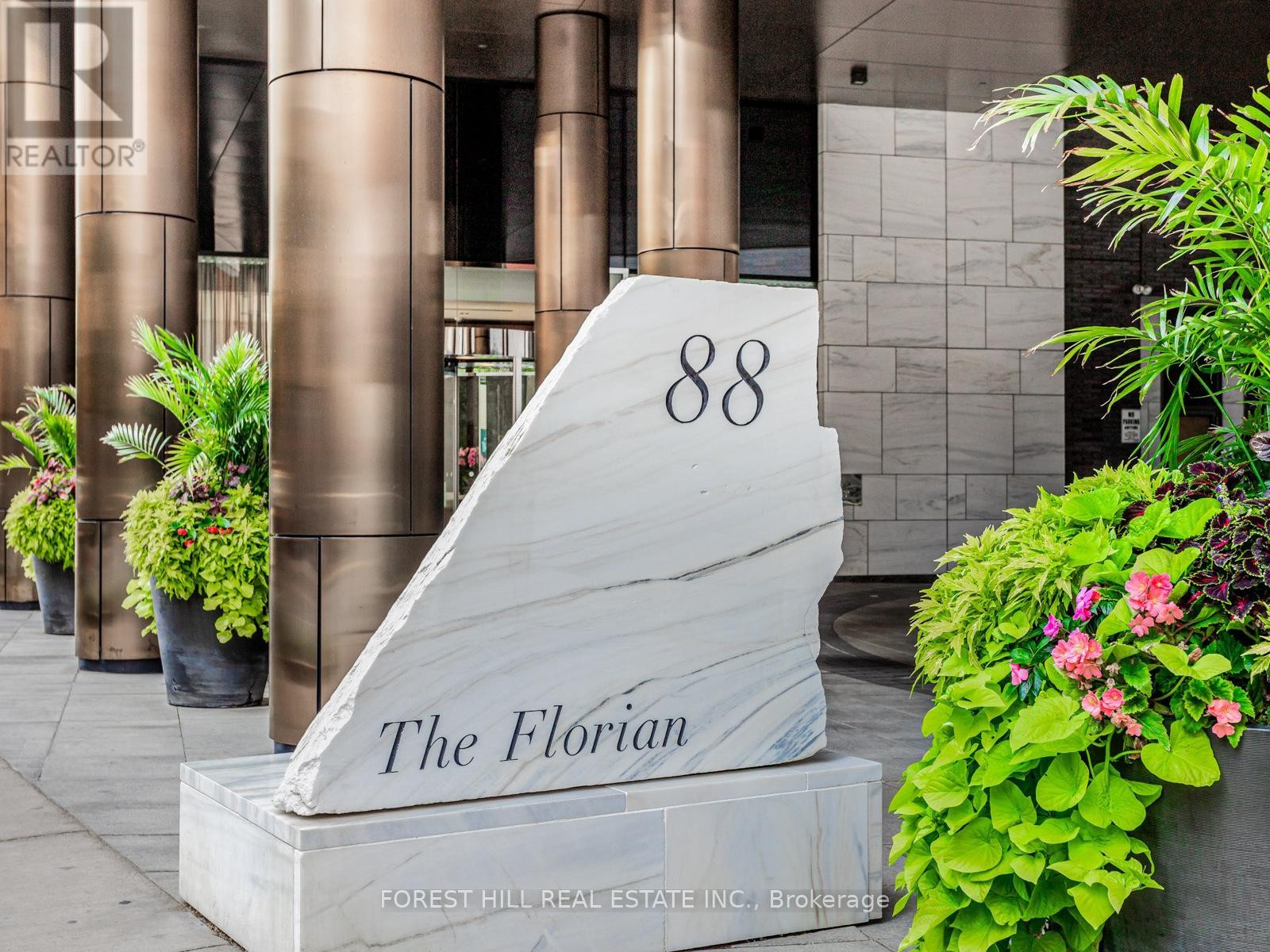 












602 - 88 DAVENPORT ROAD

,
Toronto (Annex),




Ontario
M5R0A5

