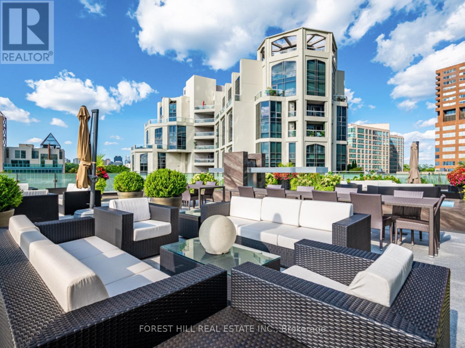 












602 - 88 DAVENPORT ROAD

,
Toronto (Annex),




Ontario
M5R0A5

