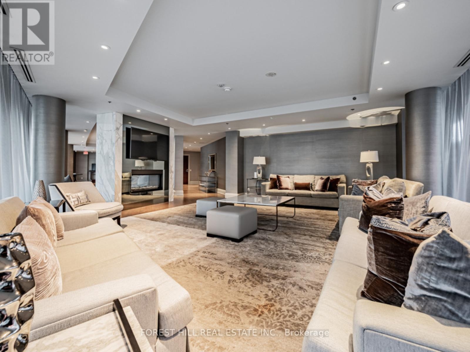 












602 - 88 DAVENPORT ROAD

,
Toronto (Annex),




Ontario
M5R0A5

