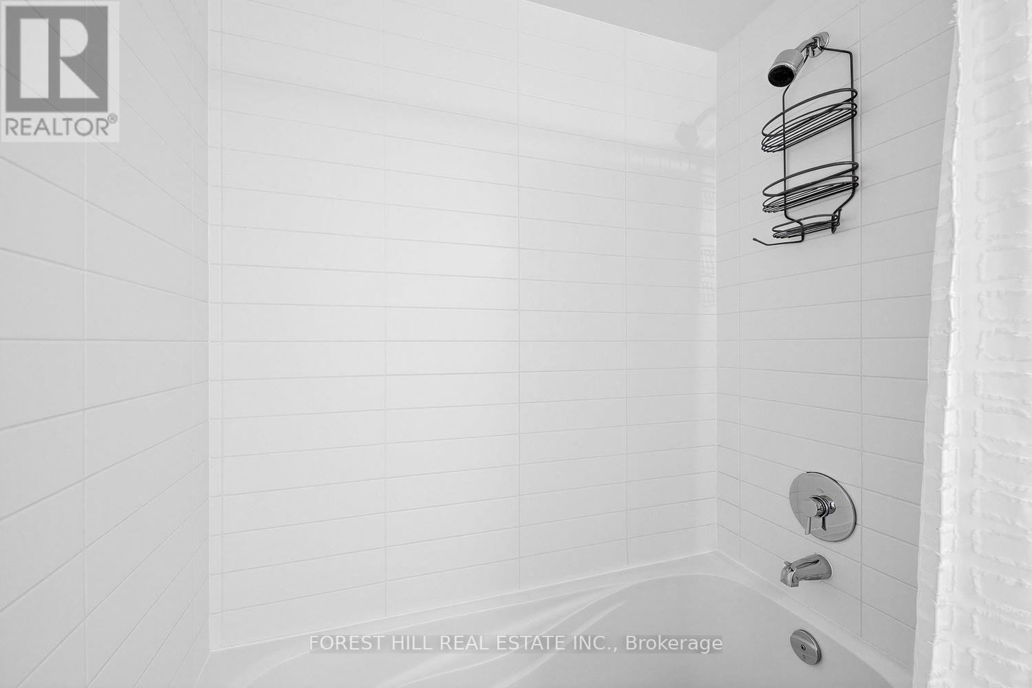 












701 - 530 ST. CLAIR AVENUE W

,
Toronto (Humewood-Cedarvale),




Ontario
M6C0A2

