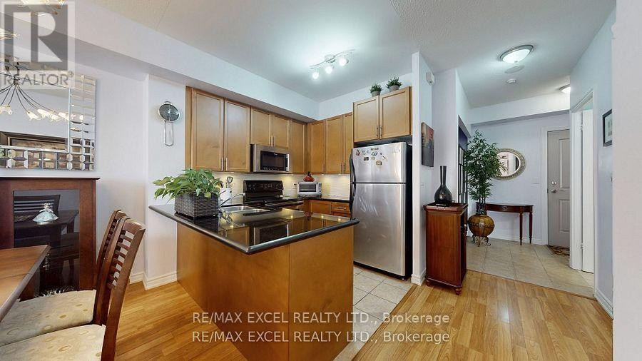 












1204 - 135 WYNFORD DRIVE

,
Toronto (Banbury-Don Mills),




Ontario
M3C0J4

