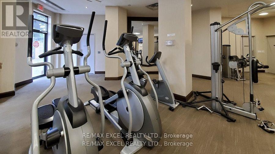 












1204 - 135 WYNFORD DRIVE

,
Toronto (Banbury-Don Mills),




Ontario
M3C0J4

