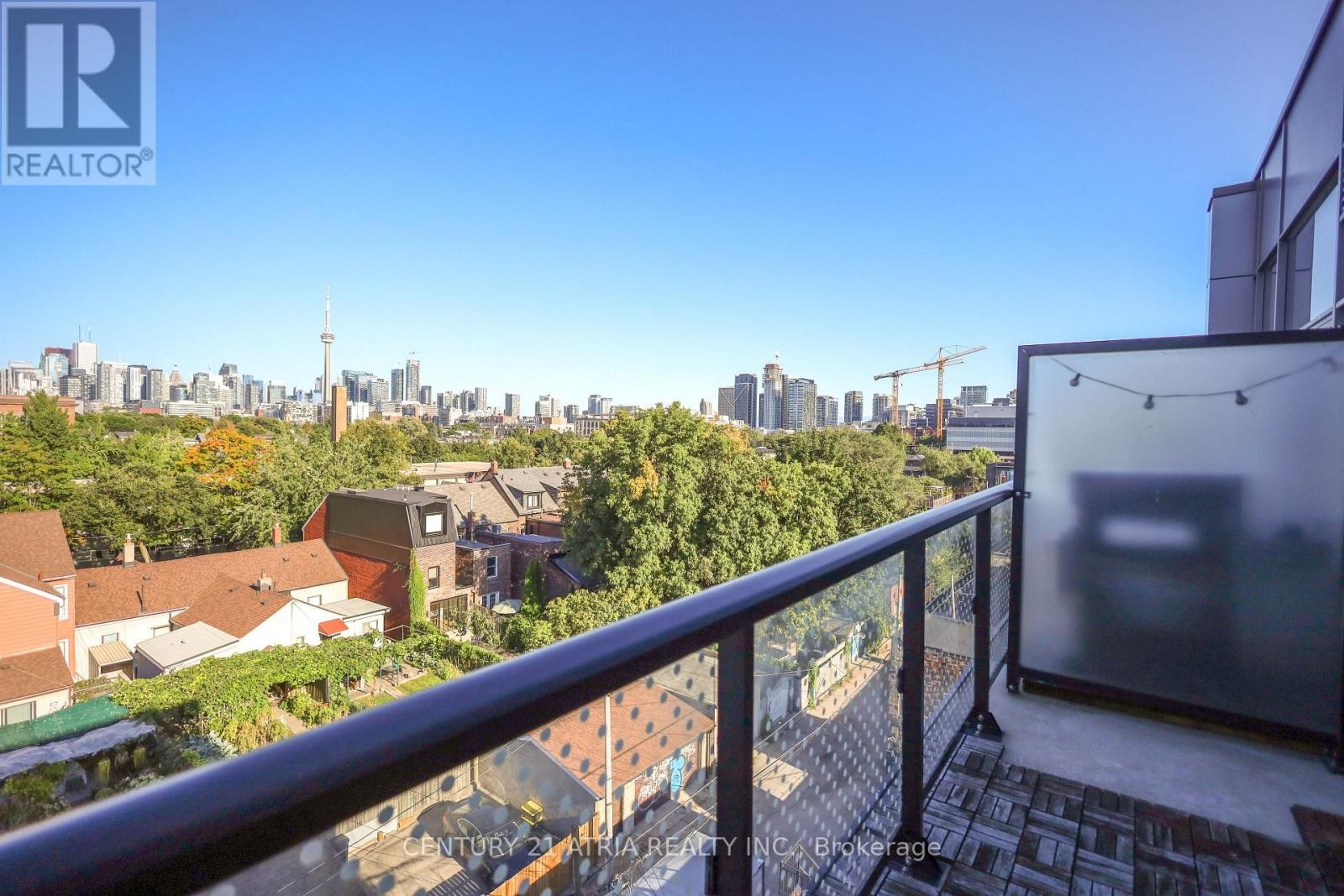 












517 - 109 OSSINGTON AVENUE

,
Toronto (Trinity-Bellwoods),




Ontario
M6J2Z2

