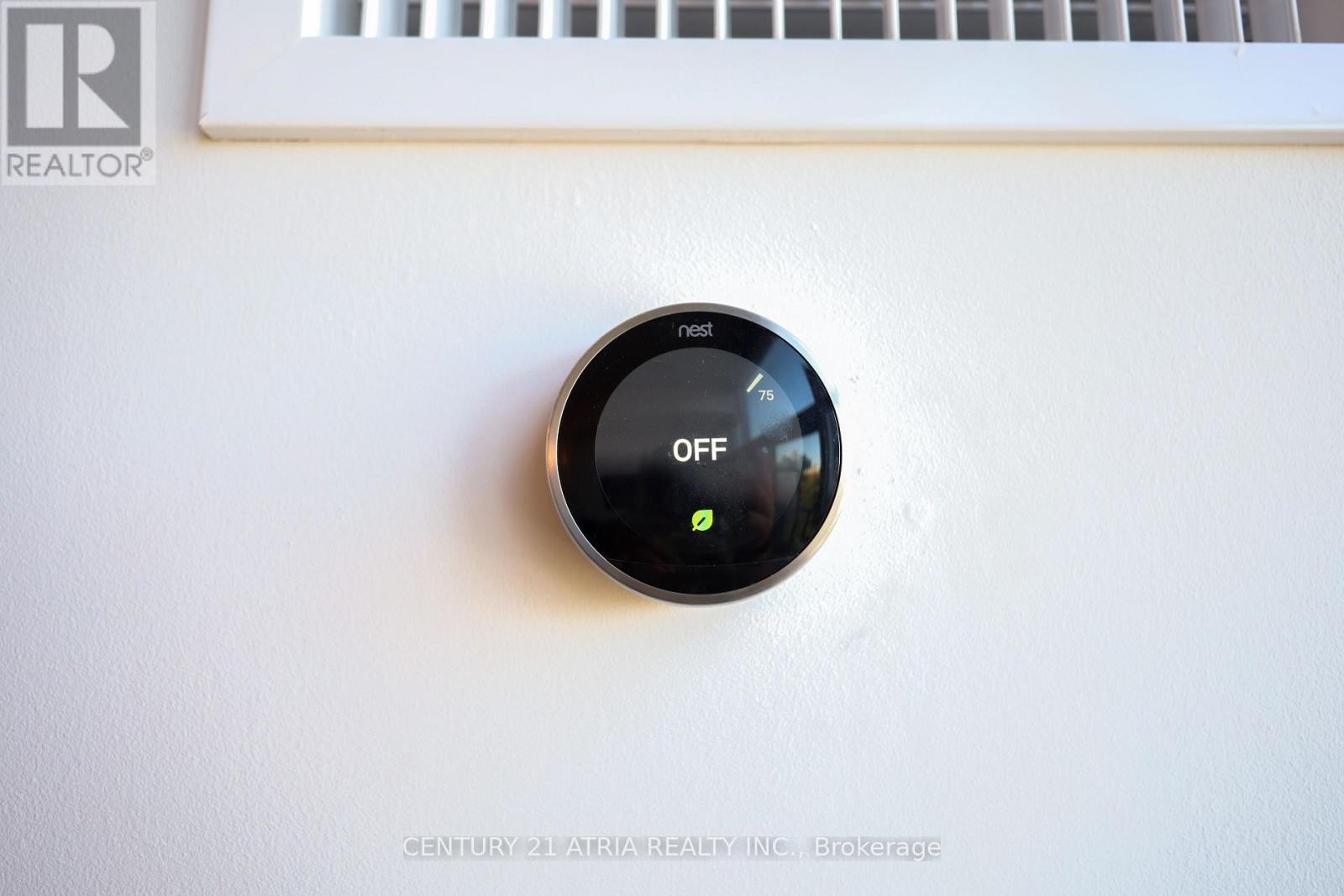 












517 - 109 OSSINGTON AVENUE

,
Toronto (Trinity-Bellwoods),




Ontario
M6J2Z2

